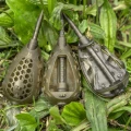 Set KORUM Camo Feeder Pack, 3 Momitoare 30g + Matrita