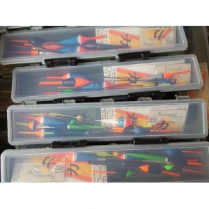 Set Cutie Extra Carp Plute+carlige