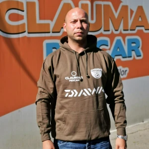 HANORAC VIITORUL CLAUMAR MARIME XL HANORAC VIITORUL CLAUMAR MARIME XL