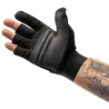 Manusa Casting NASH Spot On Casting Glove, Right Hand Manusa Casting NASH Spot On Casting Glove, Right Hand