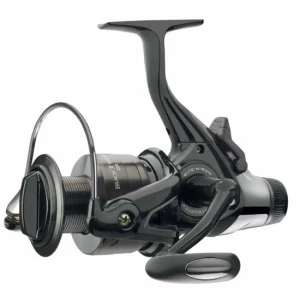 Mulineta Daiwa Black Widow Br 3500a 3rul 220m 030mm 4.6:1