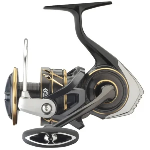 Mulineta Daiwa Caldia Sw 4000d-cxh, 6.2:1, 0.37mm/150m, 6rul