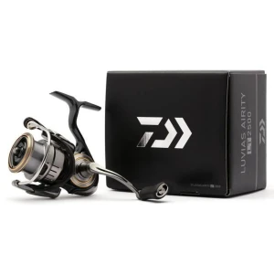 Mulineta Daiwa Luvias Airity Lt 2500