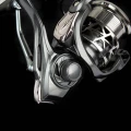 Mulineta NEVIS Motive Spin 40 4+1 Rulmenti
