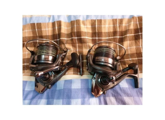 Vand Doua Mulinete Daiwa Emcast 25a 